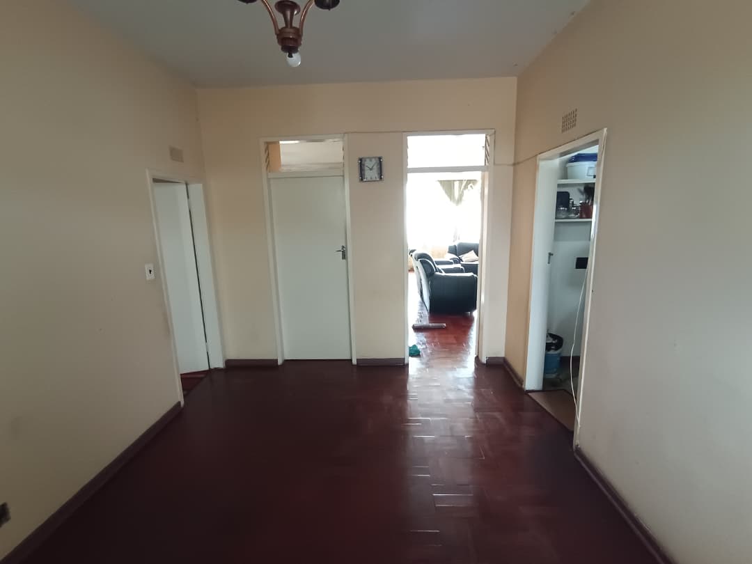 WhatsApp Image 2026-06-09 at 14.03.07 1 Bedroomed Flat in Bulawayo CBD for sale