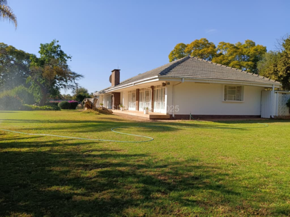 3 Bedroomed House in Hillside for sale