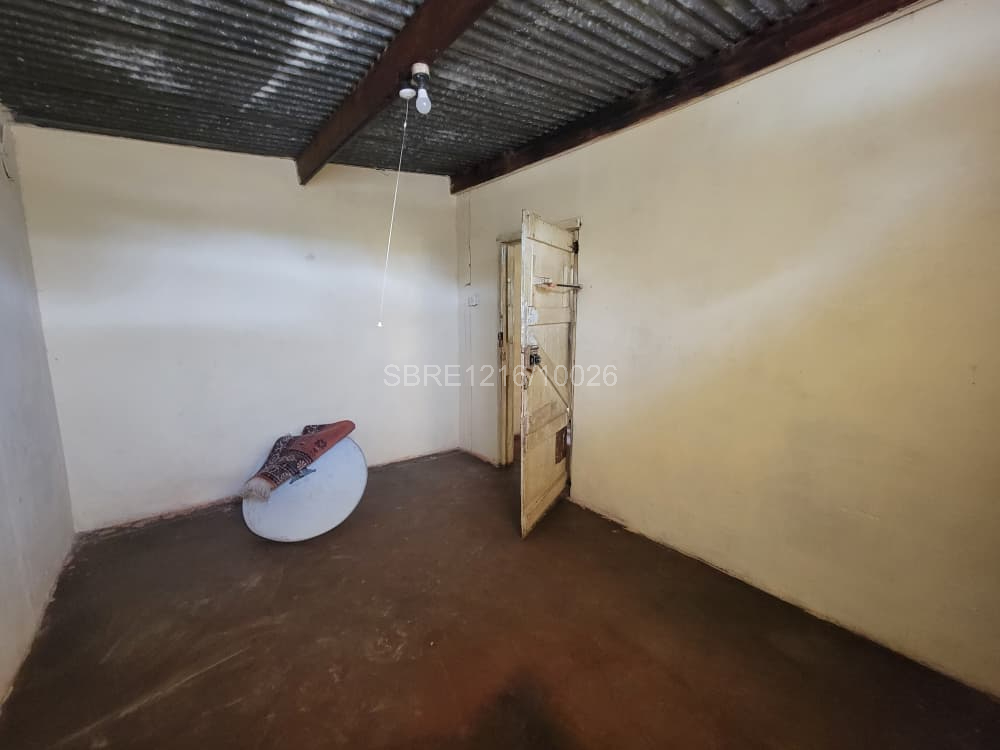 2 Bedroomed house in New Magwegwe for sale