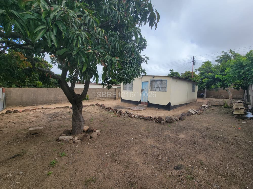 2 Bedroomed house in New Magwegwe for sale