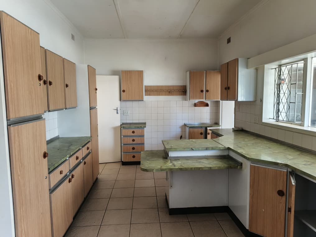 Prime 3 Bedroomed house in Bradfield to rent