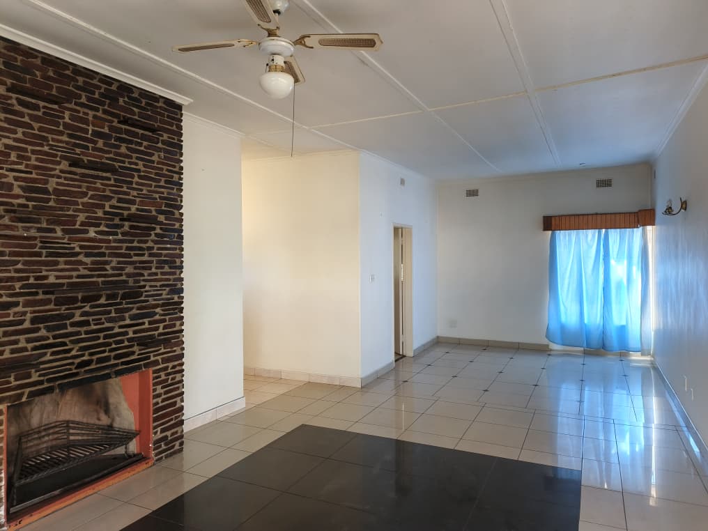 Prime 3 Bedroomed house in Bradfield to rent