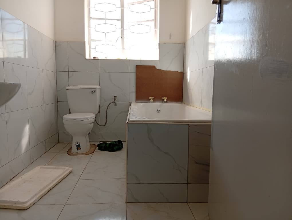 2 Bedroomed House in Woodville Park to rent