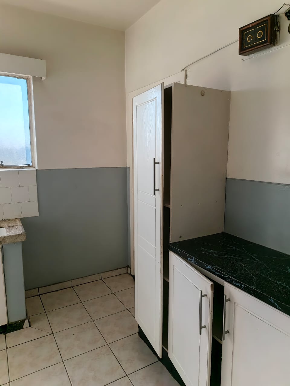 WhatsApp Image 2026-06-16 at 10.57.40 1 Bedroomed Flat in Bulawayo CBD to rent