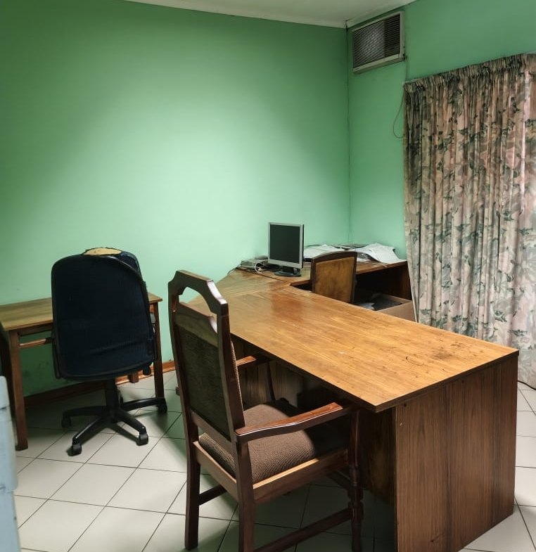 Offices in Belmont to rent