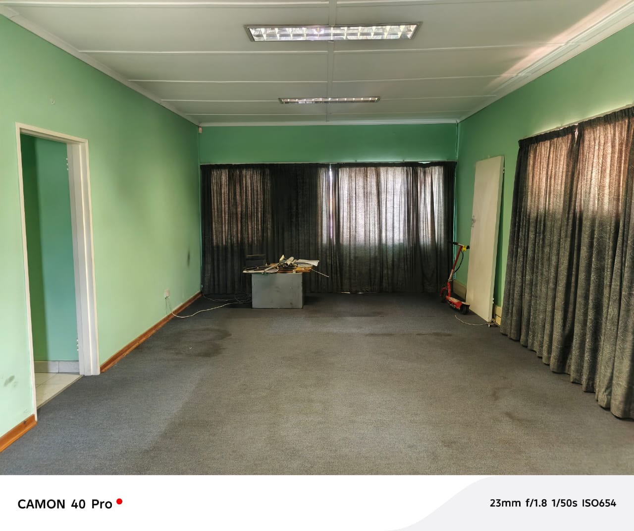Offices in Belmont to rent