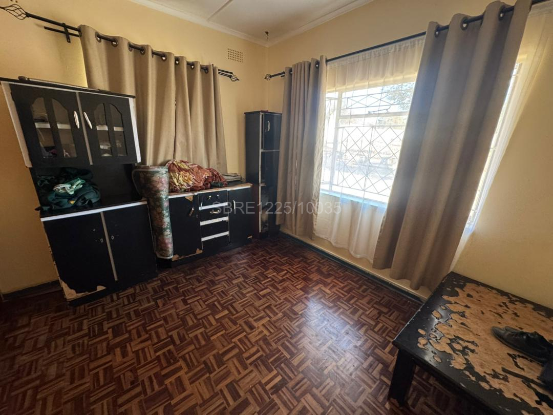 WhatsApp Image 2026-06-22 at 09.18.33 2 Bedroomed house in Manningdale set on an Acre for sale