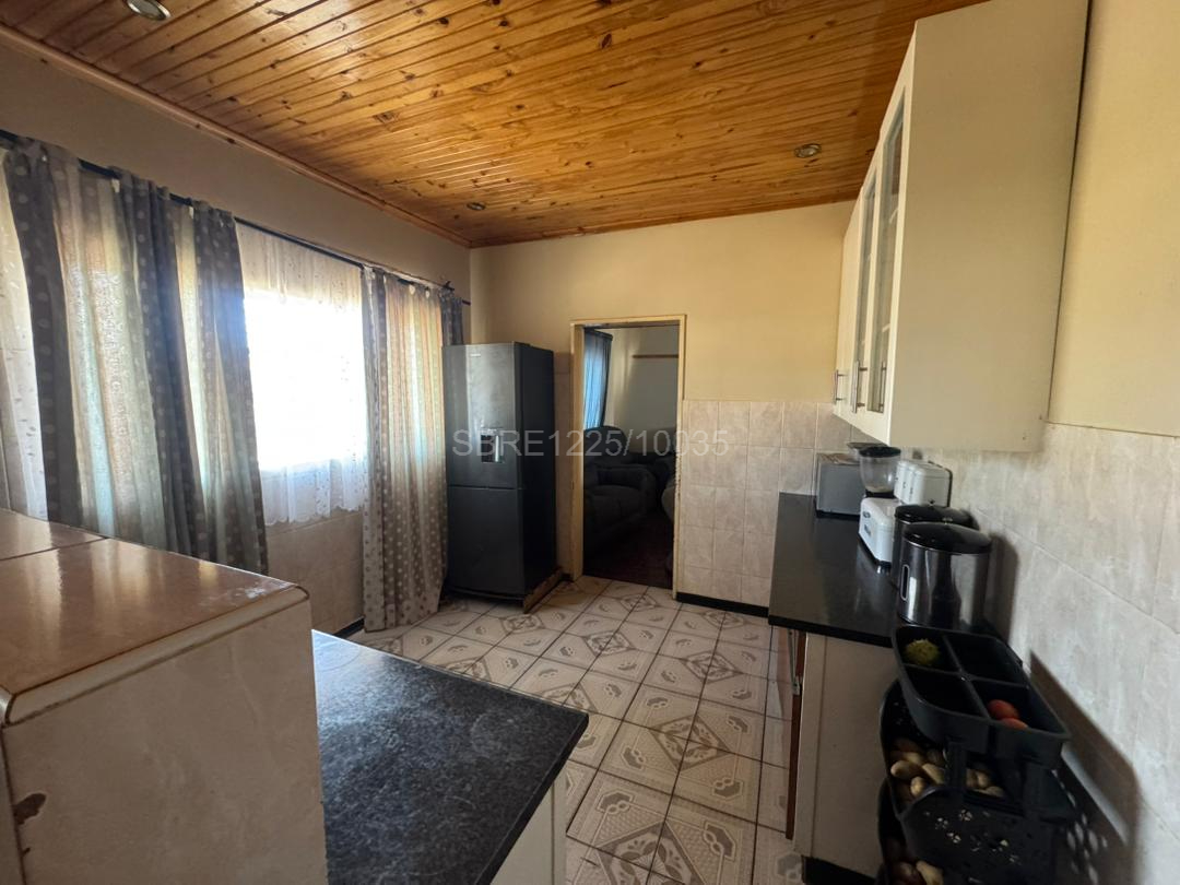 WhatsApp Image 2026-06-22 at 09.18.3TTT5 2 Bedroomed house in Manningdale set on an Acre for sale