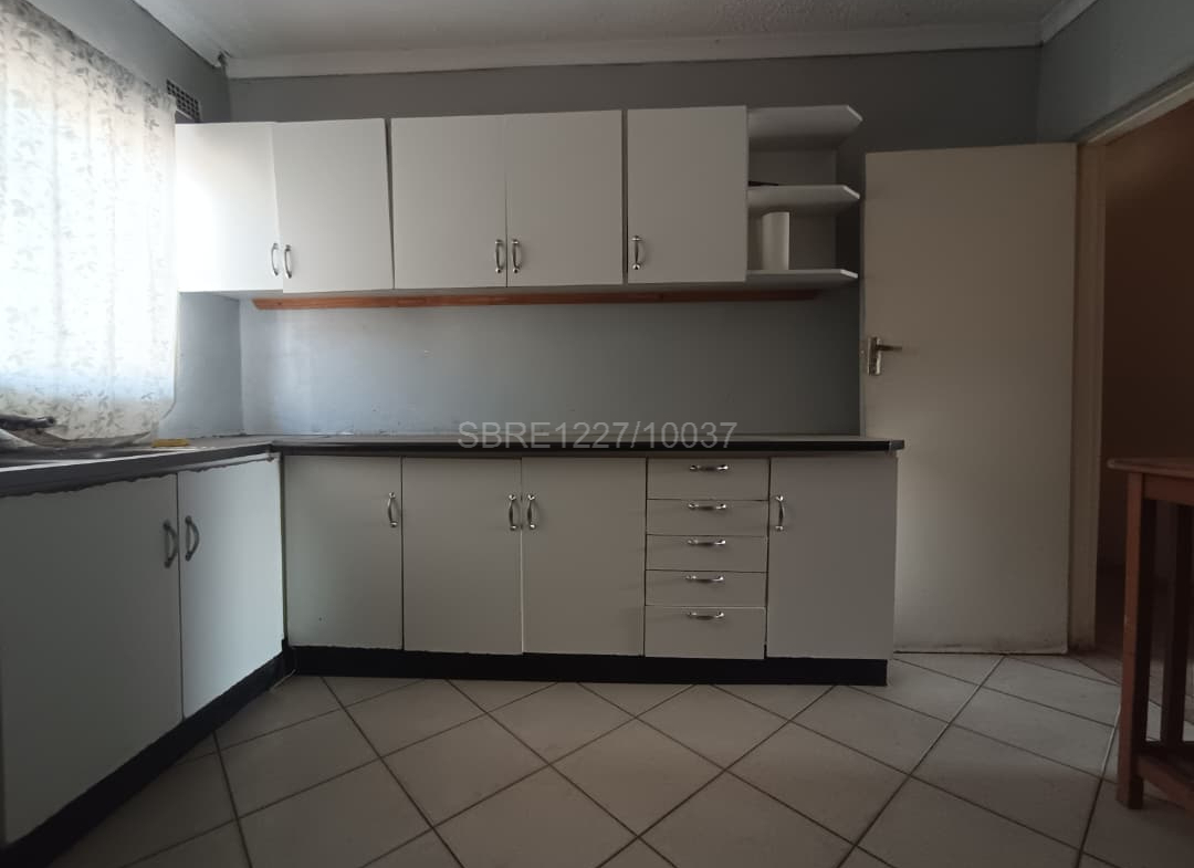 3 Bedroomed House in Mahatshula for sale