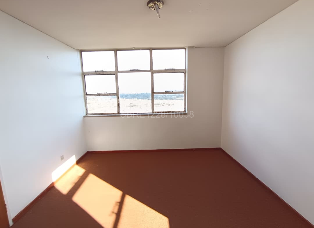 Prime 2 Bedroom flat in Ascot for sale