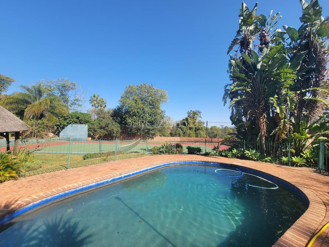 Beautiful 4 bedroomed house in Hillside for sale