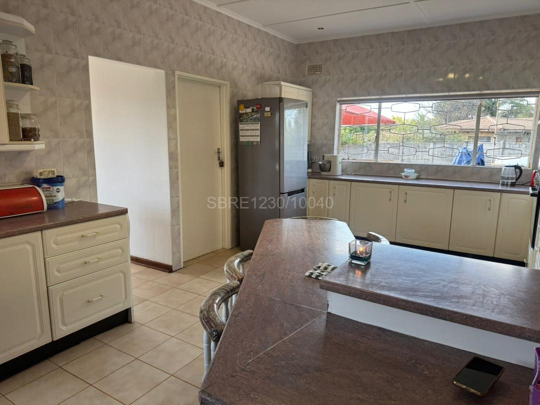 WhatsApp Image 2026-07-03 at 11.46.28 4 Bedroomed house in Parklands for sale