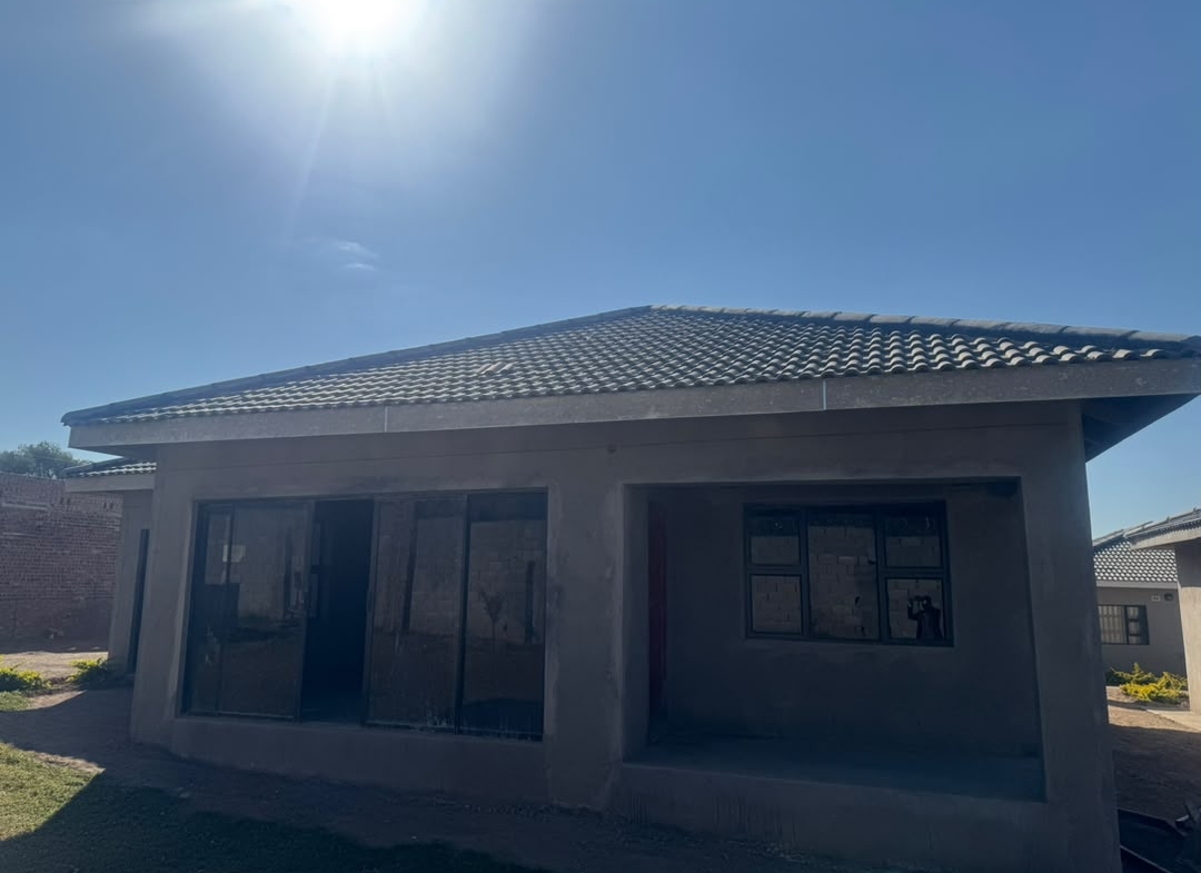 3 Bedroomed Incomplete Burnside Townhouse for sale