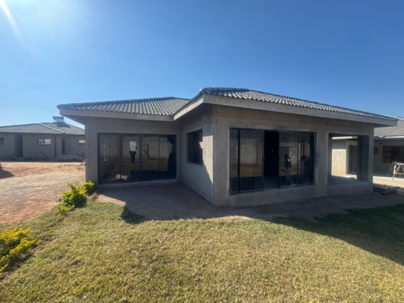 3 Bedroomed Incomplete Burnside Townhouse for sale