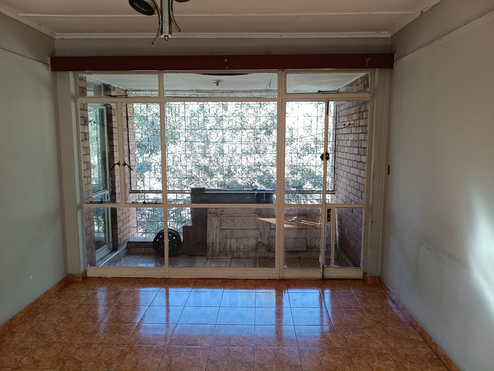 2 Bedroomed Flat in Bulawayo CBD for sale