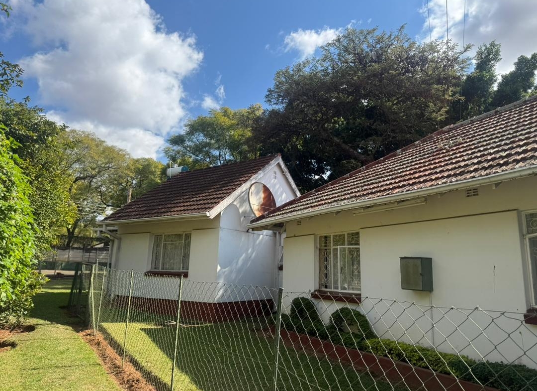 Beautiful 4 bedroomed house in Hillside for sale