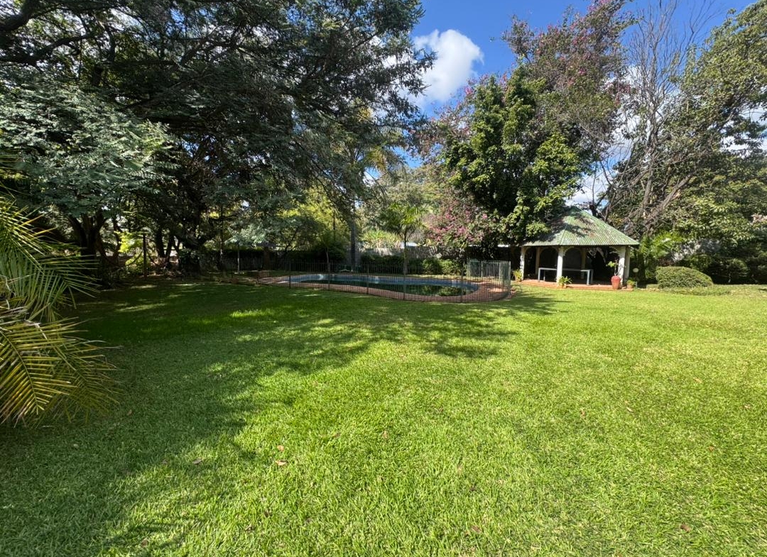 Beautiful 4 bedroomed house in Hillside for sale