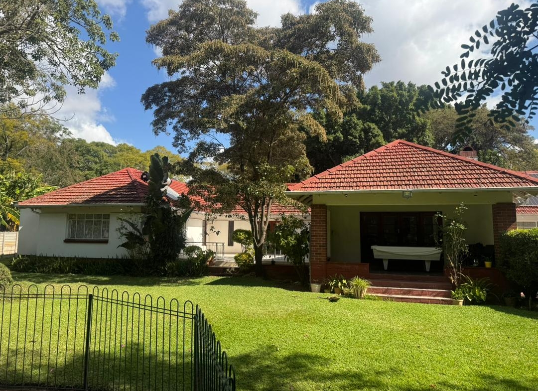 Beautiful 4 bedroomed house in Hillside for sale