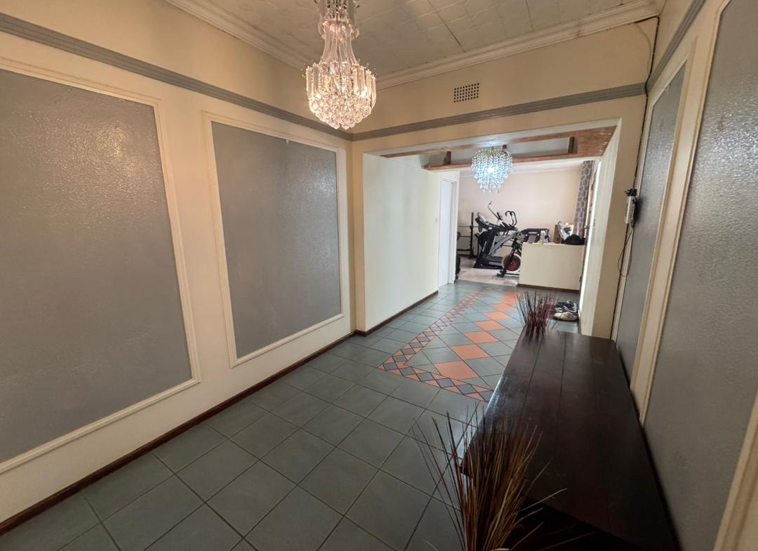 Beautiful 4 bedroomed house in Hillside for sale