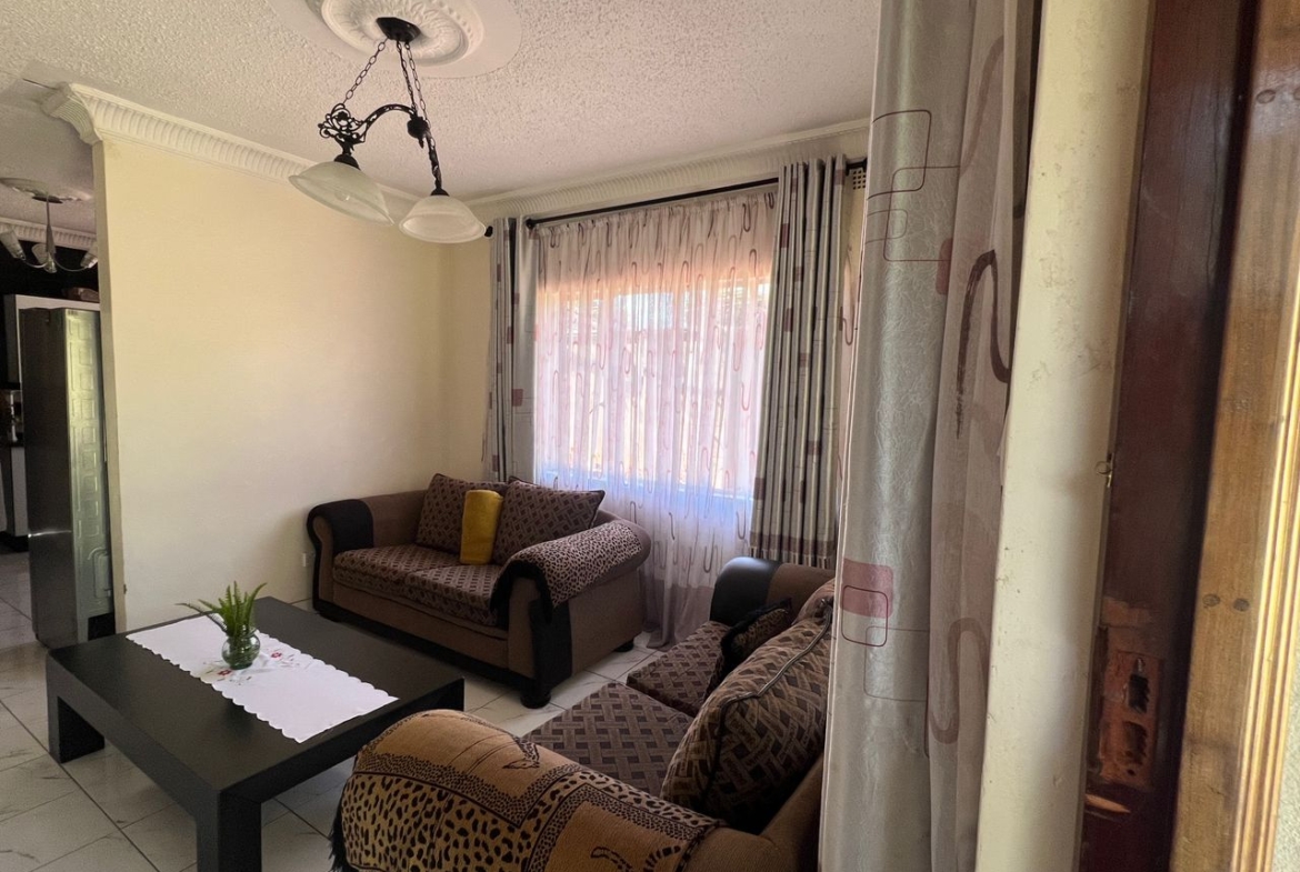 2 Bedroomed Fully Furnished Cottage in Hillside For Rental