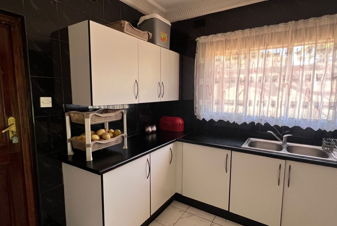 2 Bedroomed Fully Furnished Cottage in Hillside For Rental