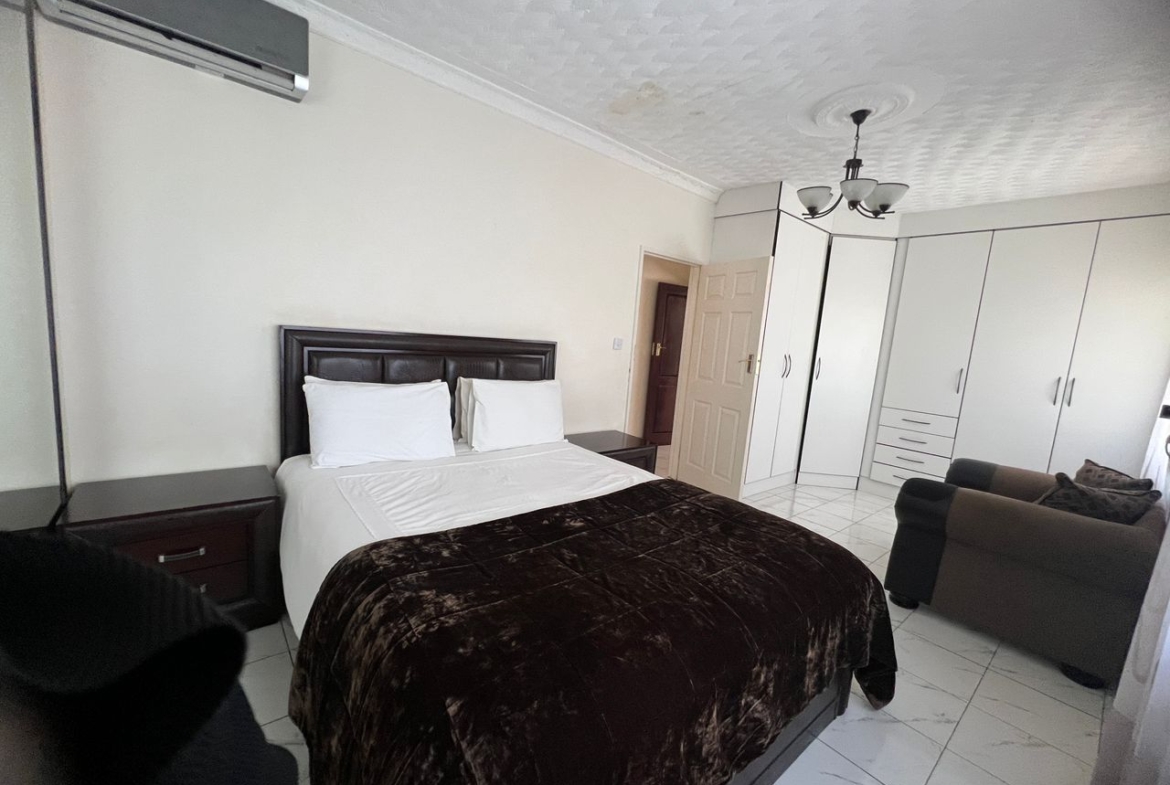 2 Bedroomed Fully Furnished Cottage in Hillside For Rental