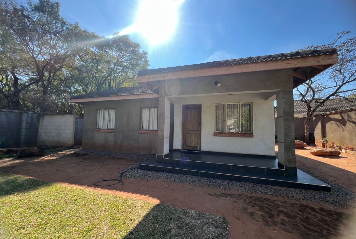 2 Bedroomed Fully Furnished Cottage in Hillside For Rental