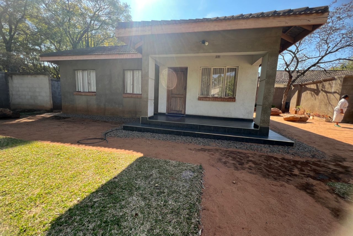 2 Bedroomed Fully Furnished Cottage in Hillside For Rental