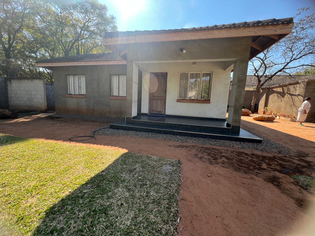 2 Bedroomed Fully Furnished Cottage in Hillside For Rental