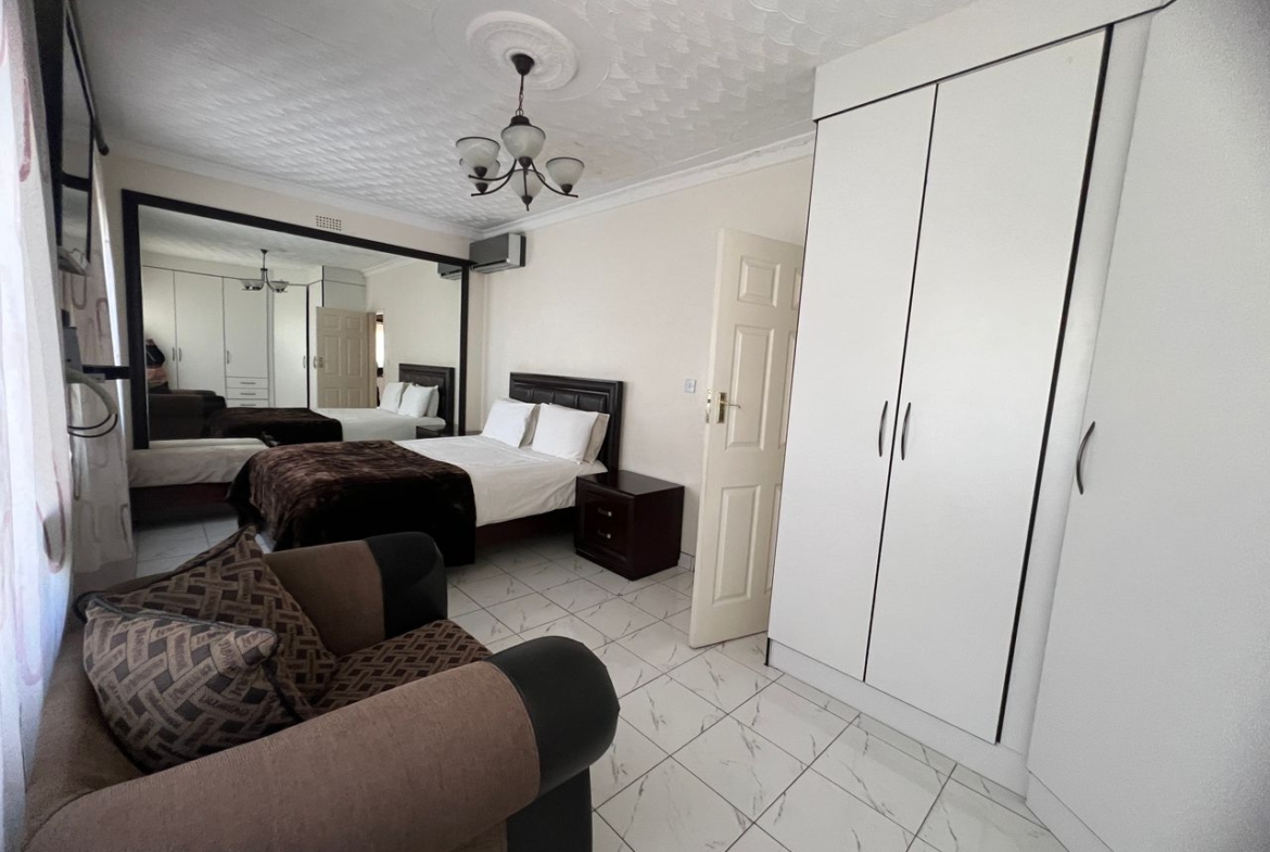 2 Bedroomed Fully Furnished Cottage in Hillside For Rental