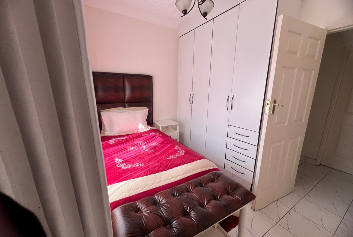 2 Bedroomed Fully Furnished Cottage in Hillside For Rental