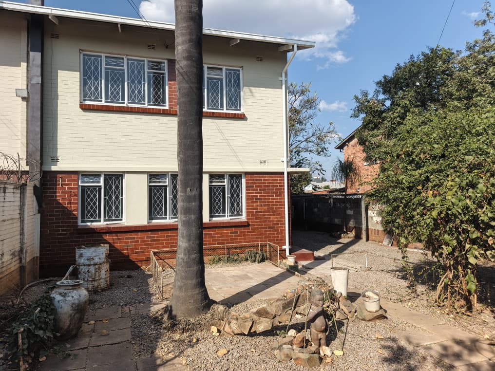 3 Bedroom Duplex in Famona For Rent
