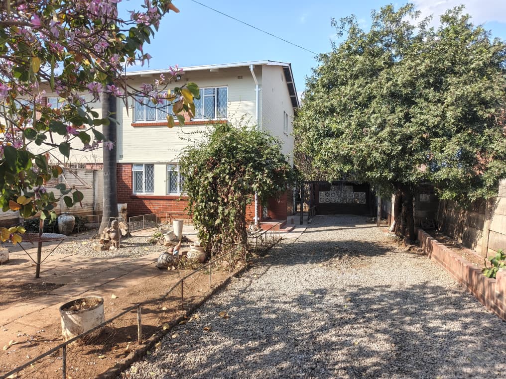 3 Bedroom Duplex in Famona For Rent