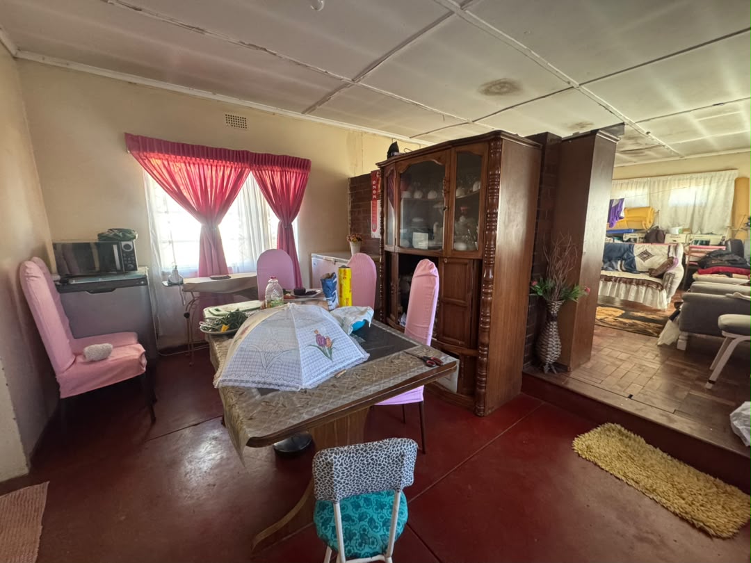 WhatsApp Image 2026-07-14 at 08.45.03 3 Bedroomed house in Bellevue set on 2500SQM Stand for sale