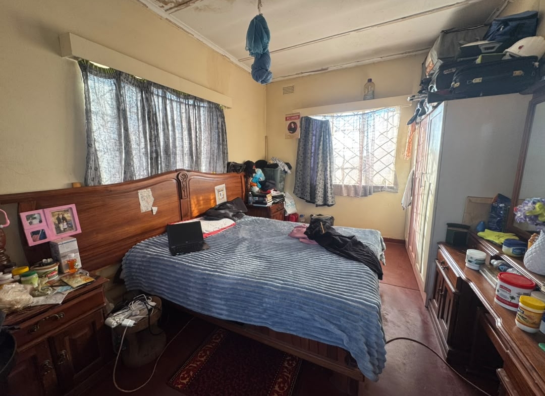 3 Bedroomed house in Bellevue set on 2500SQM Stand for sale