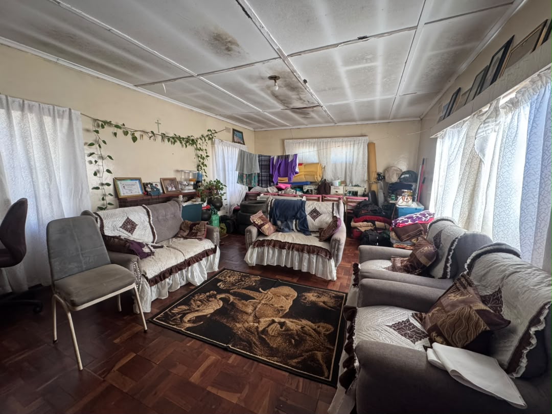 WhatsApp Image 2026-07-14 at 08.45.1hhhhhhhhhhhhh5 3 Bedroomed house in Bellevue set on 2500SQM Stand for sale