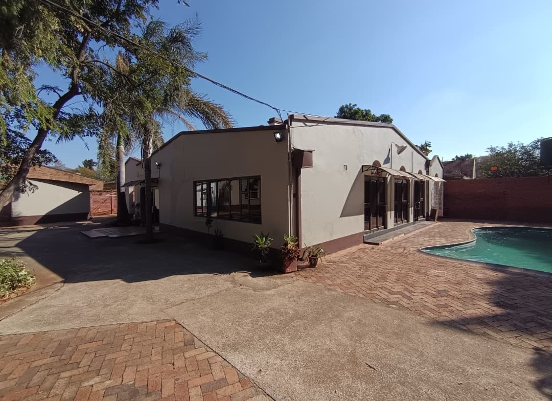 Suburbs Commercial Property  Rent