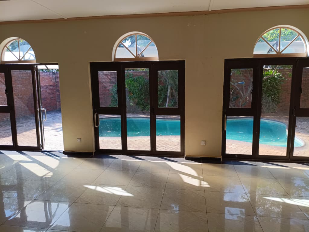 Suburbs Commercial Property  Rent