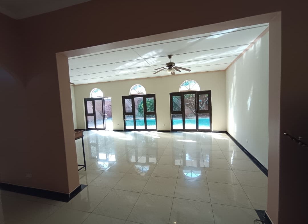 Suburbs Commercial Property  Rent