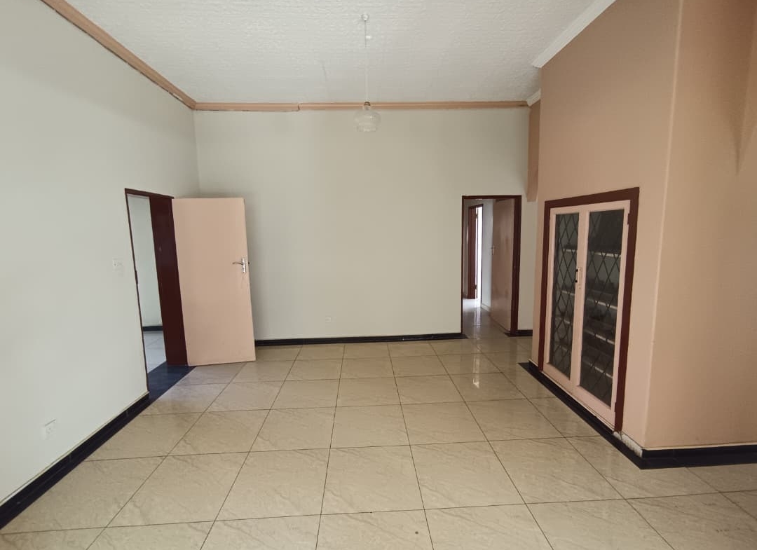 Suburbs Commercial Property  Rent