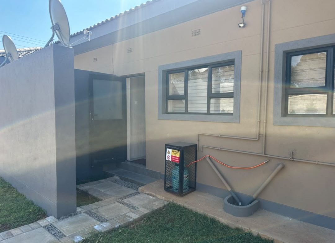 Woodville Fully Furnished Townhouse To Rent