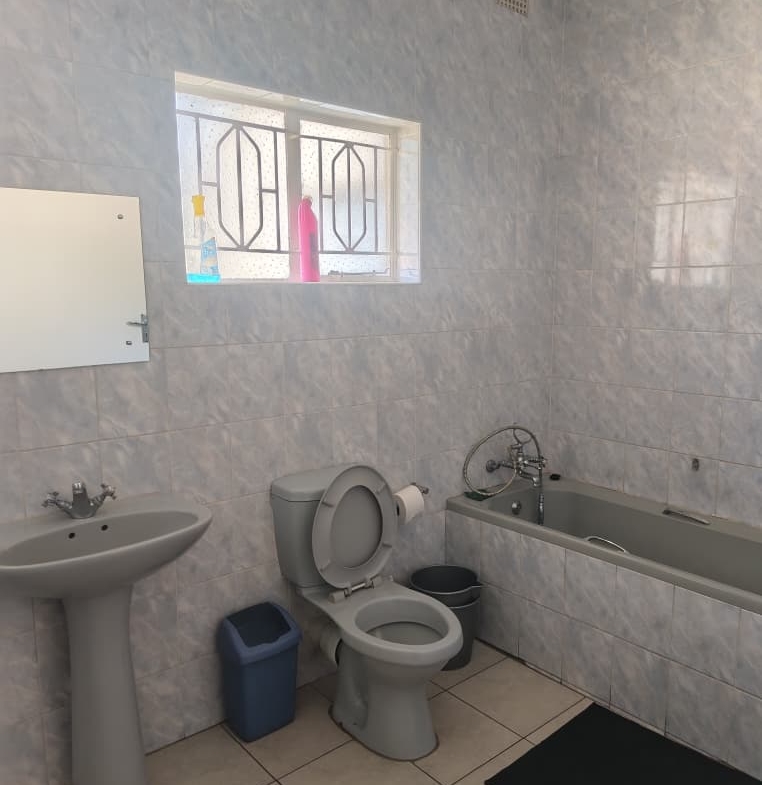 3 Bedroomed House in Fortunes Gate to rent