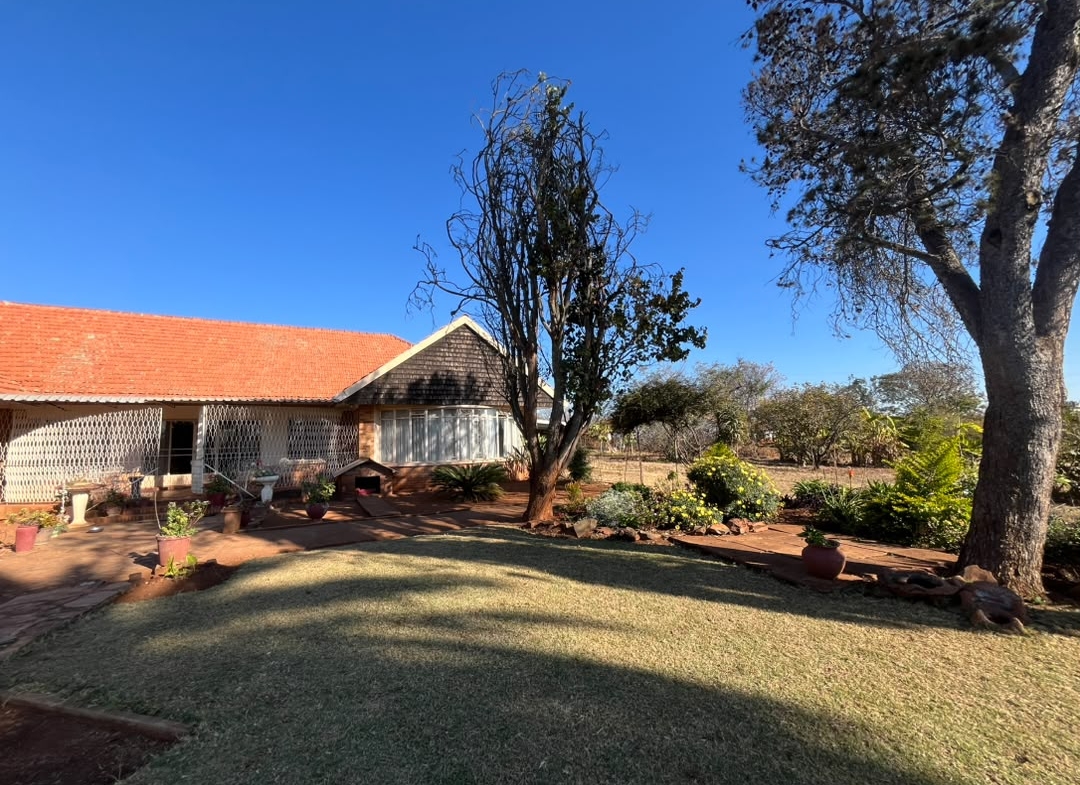 3 Bedroomed house in Newton West for sale