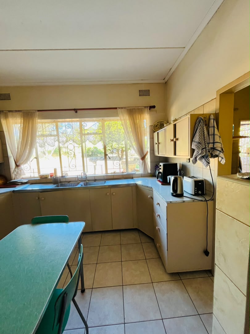 WhatsApp Image 2026-07-21 at 09.12.16 3 Bedroomed house in Newton West for sale