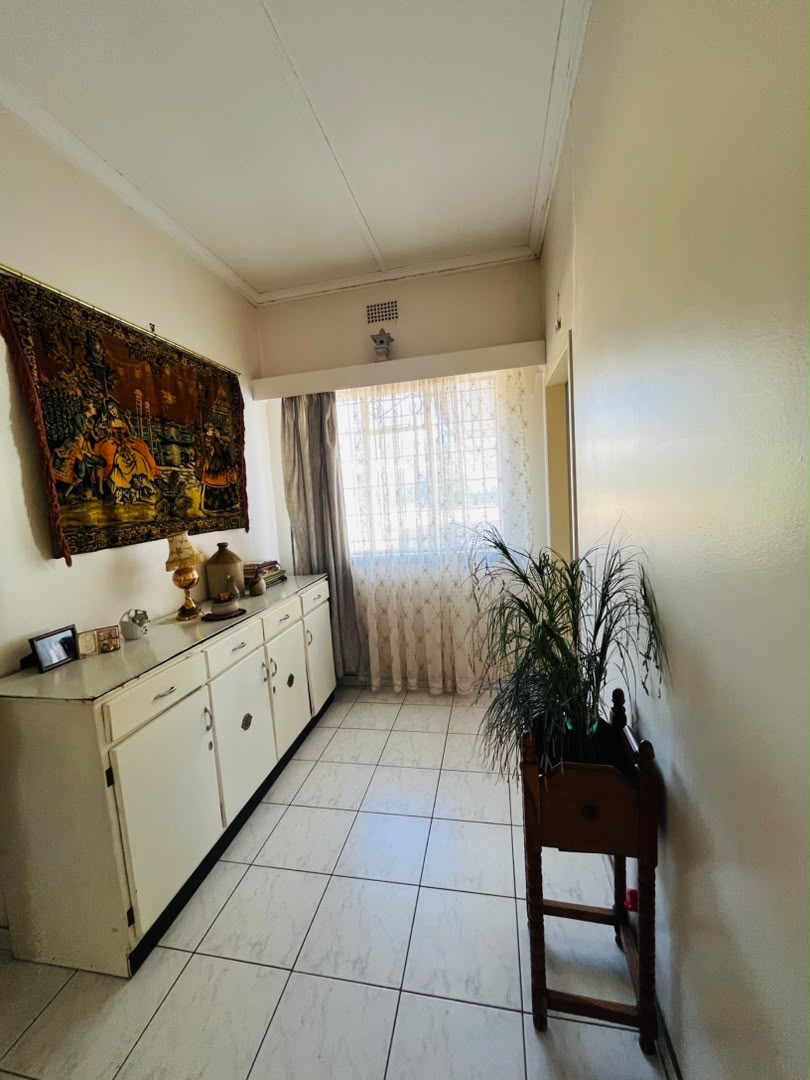 WhatsApp Image 2026-07-21 at 09.12.20 3 Bedroomed house in Newton West for sale