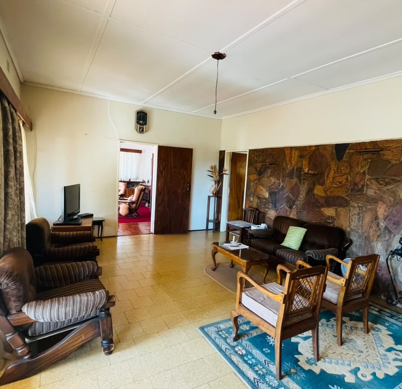 3 Bedroomed house in Newton West for sale