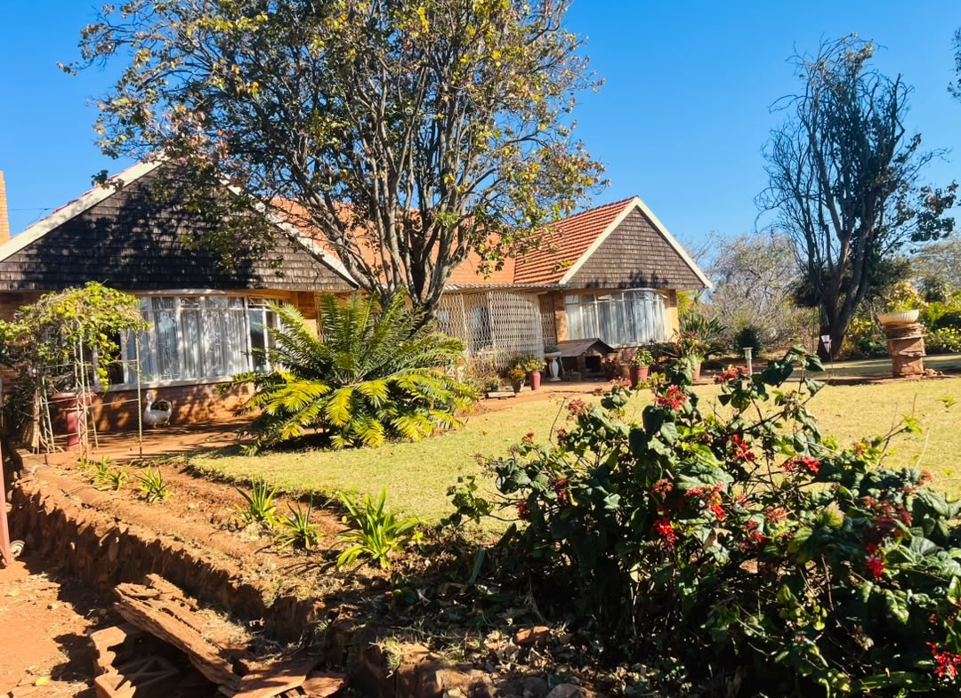 3 Bedroomed house in Newton West for sale