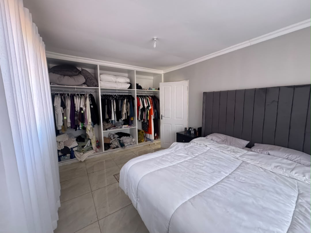 2 Acre stand in Douglasdale for sale