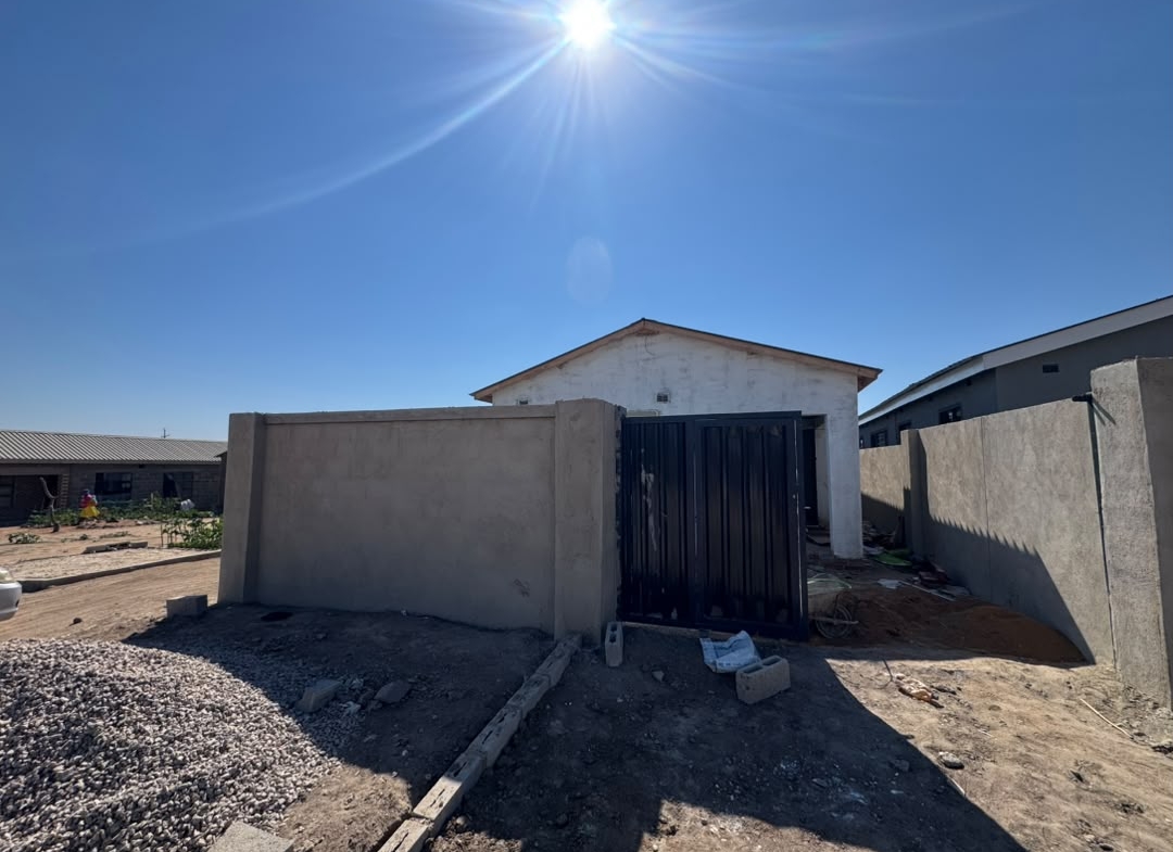 3 Bedroomed incomplete Cowdray Park house for sale