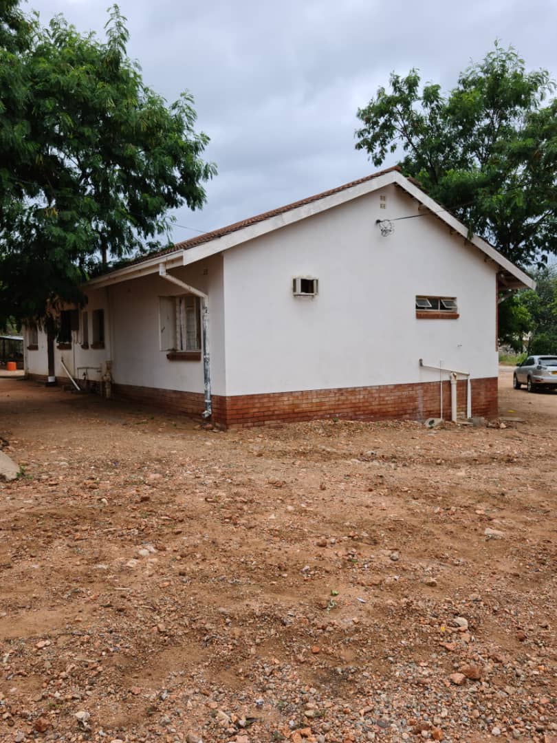 WhatsApp Image 2026-07-22 at 19.23.12 Beitbridge 5 Bedroom House For Sale